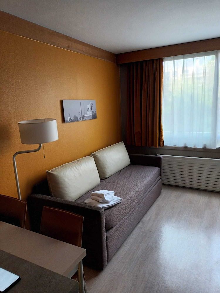 undefined Multire Paris XV