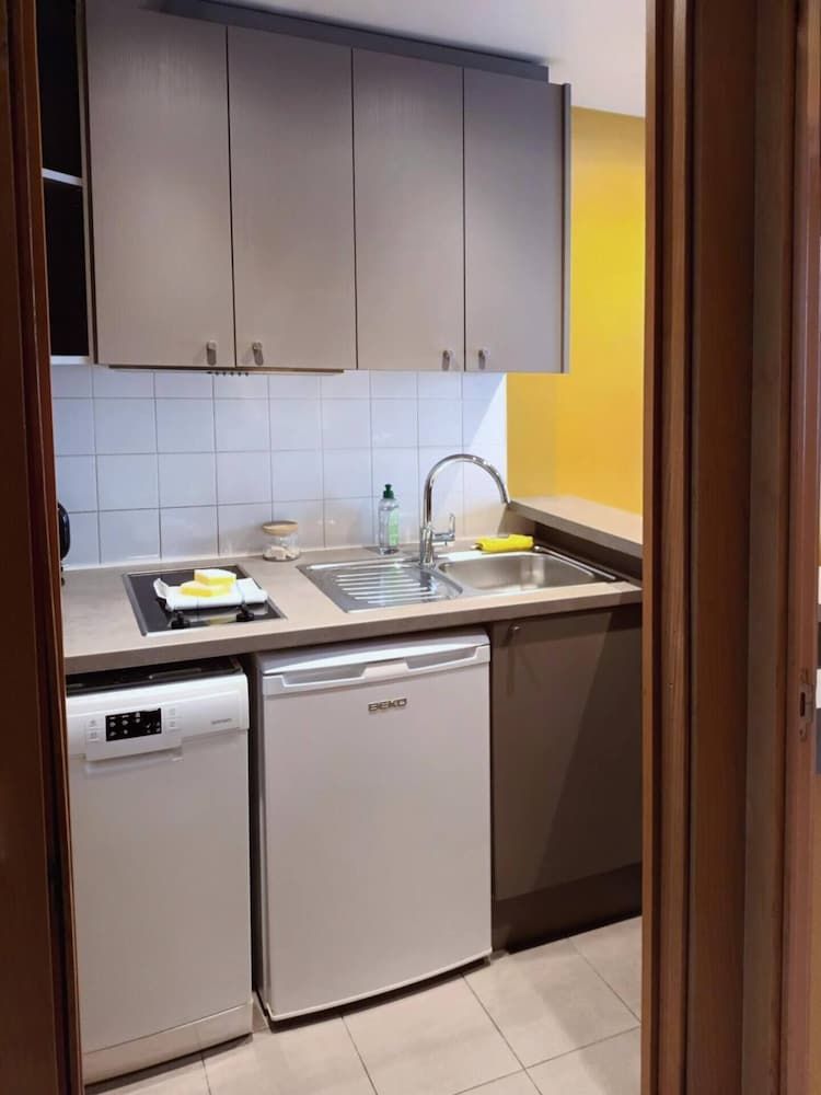 undefined Multire Paris XV 6