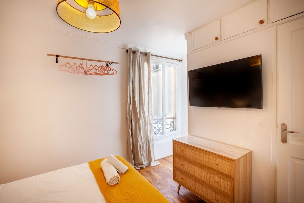 undefined Eiffel Tower Rue Cler 4