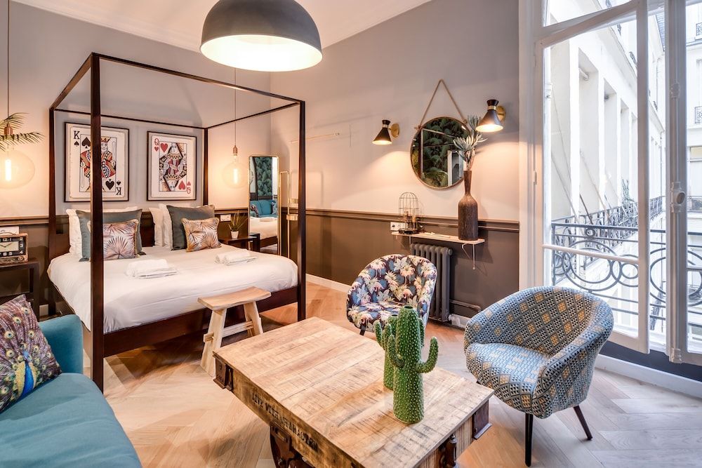 undefined The Royal Elysée Suite 3