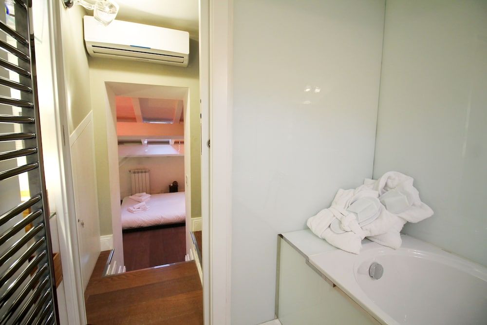 Wonder Gourmet District Apartment, 2 Bedrooms 26