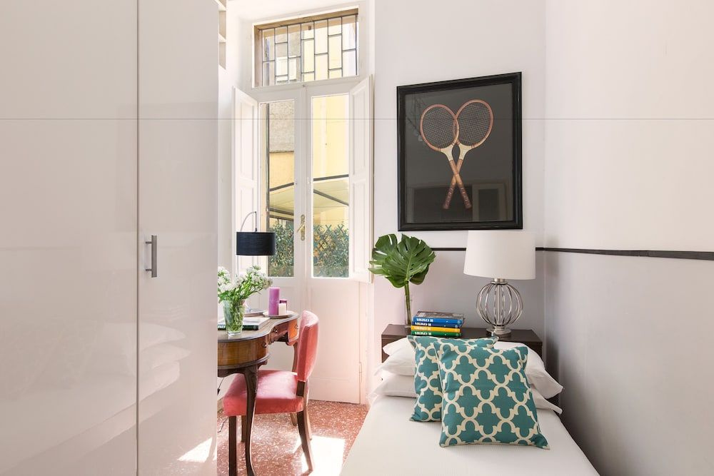 undefined Rome Accommodation - Villa Medici 7