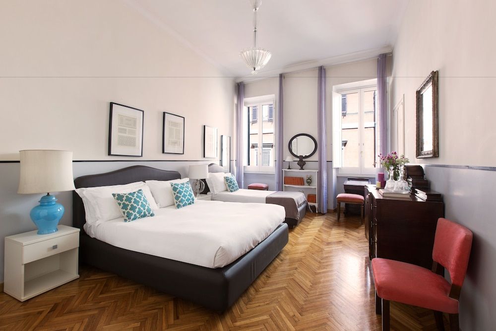 undefined Rome Accommodation - Villa Medici 3