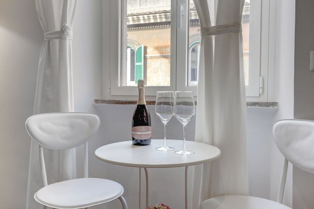 undefined APPARTAMENTO SANTI QUATTRO 1 e 2 - COLOSSEO 5