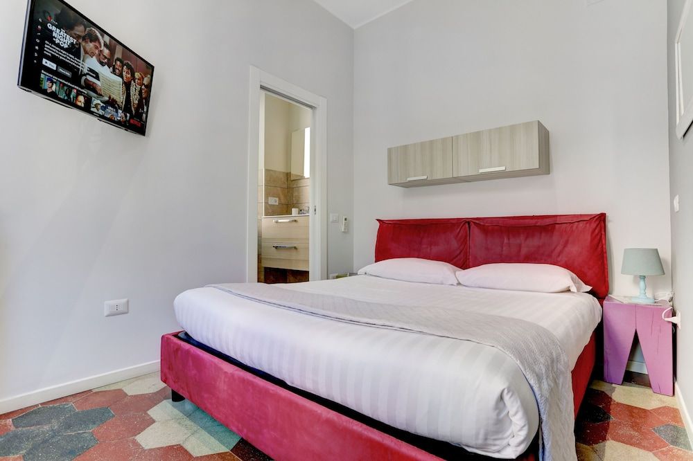 undefined APPARTAMENTO SANTI QUATTRO 1 e 2 - COLOSSEO 7