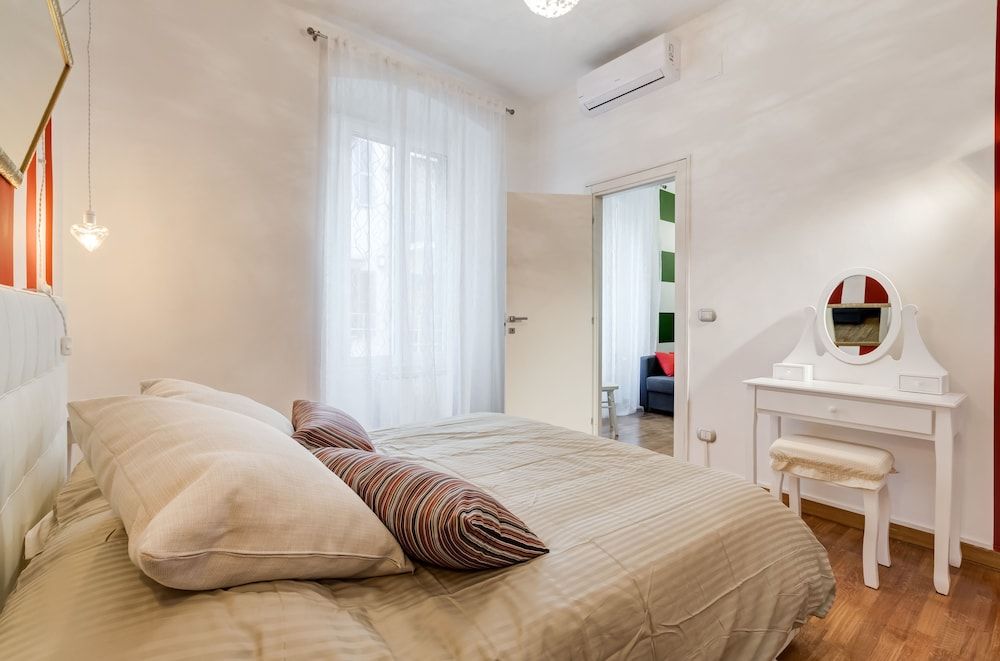 undefined San Cosimato House 5