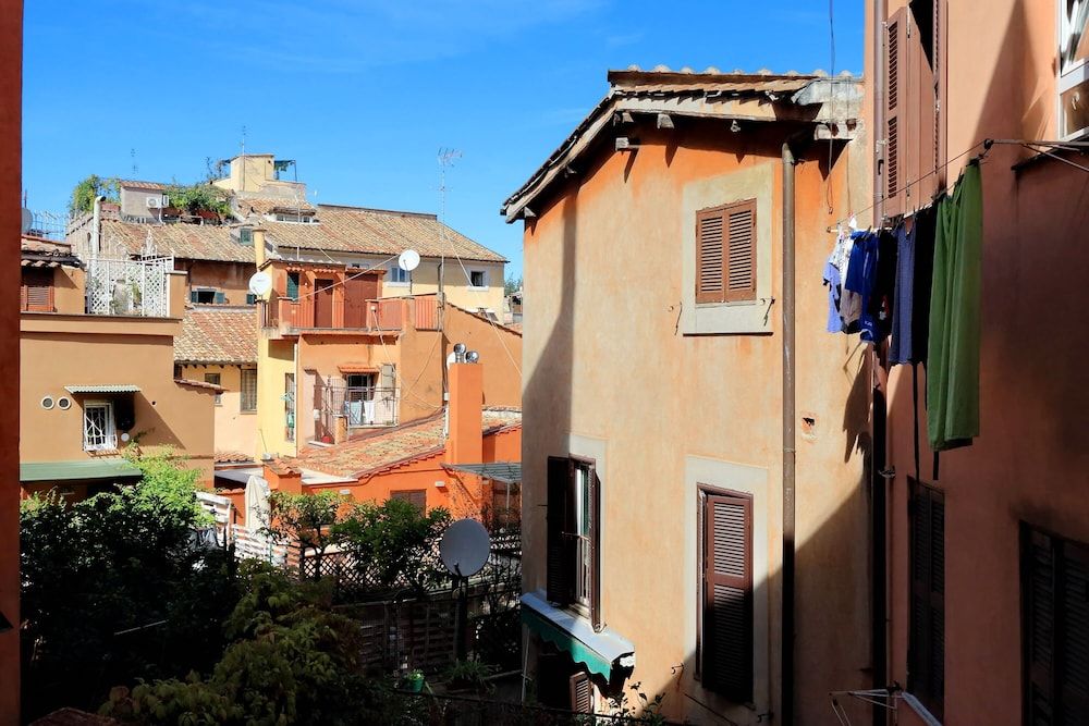 Pelliccia - WR Apartments Apartment, 2 Bedrooms 9