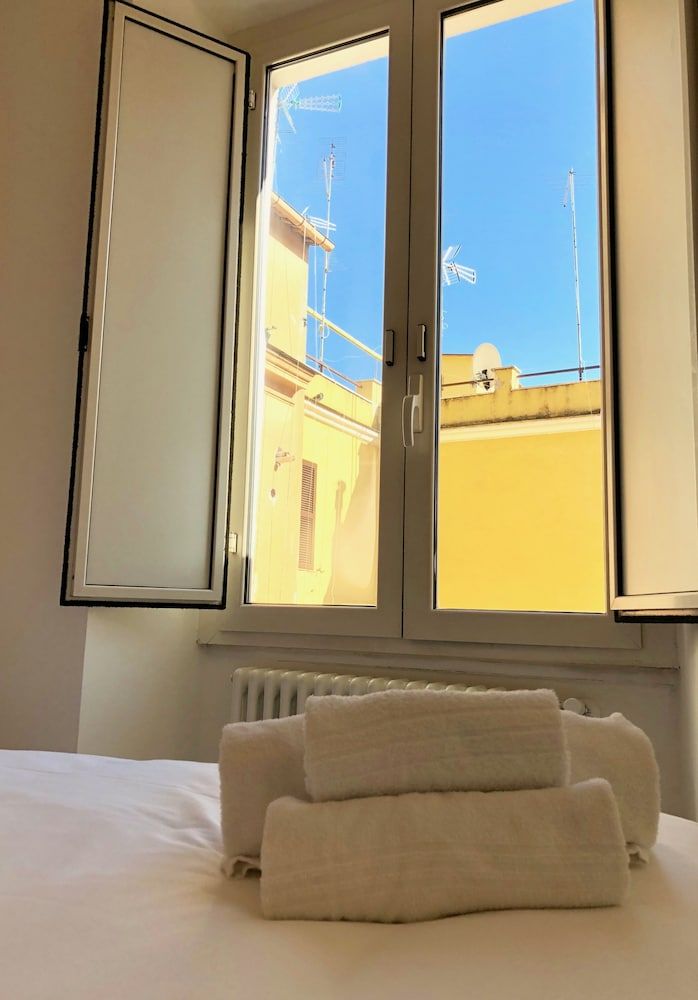 undefined Termini Station Little House 8