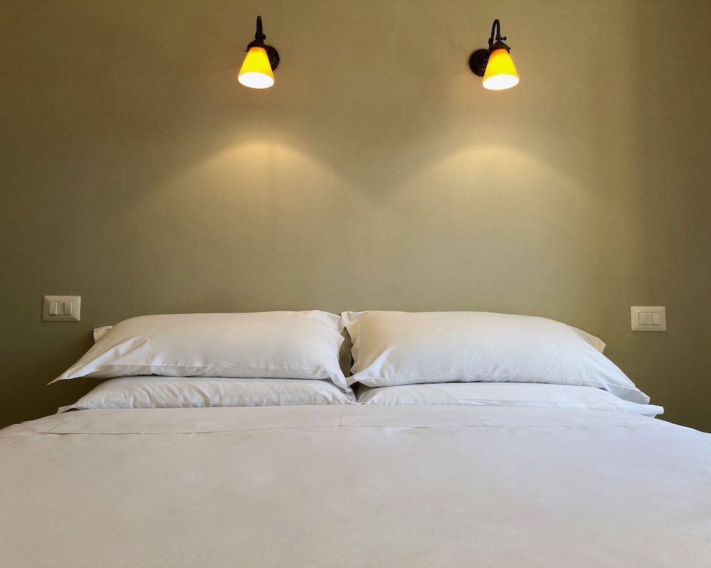 undefined Termini Station Little House 4