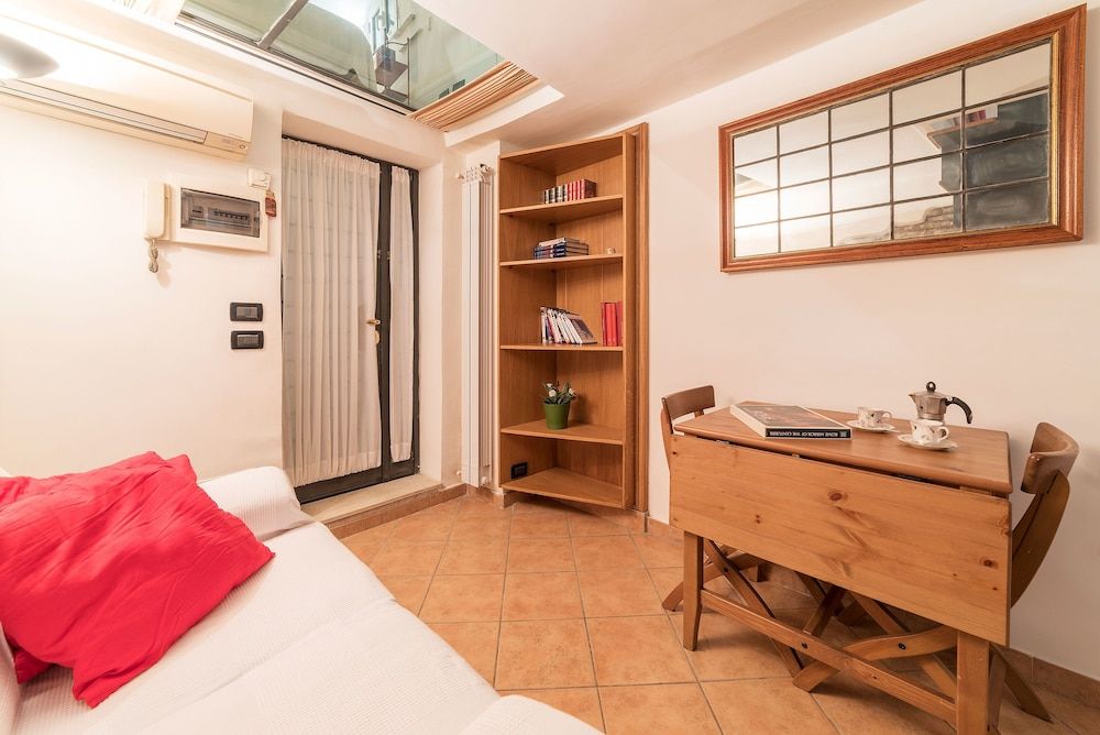 Sweet Suite near Pantheon Apartment 8