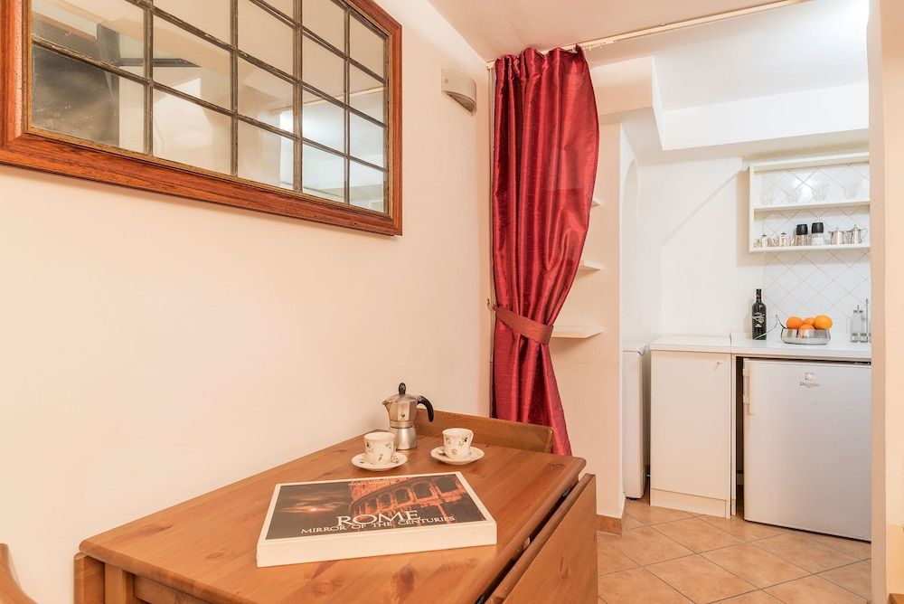 Sweet Suite near Pantheon Apartment 17