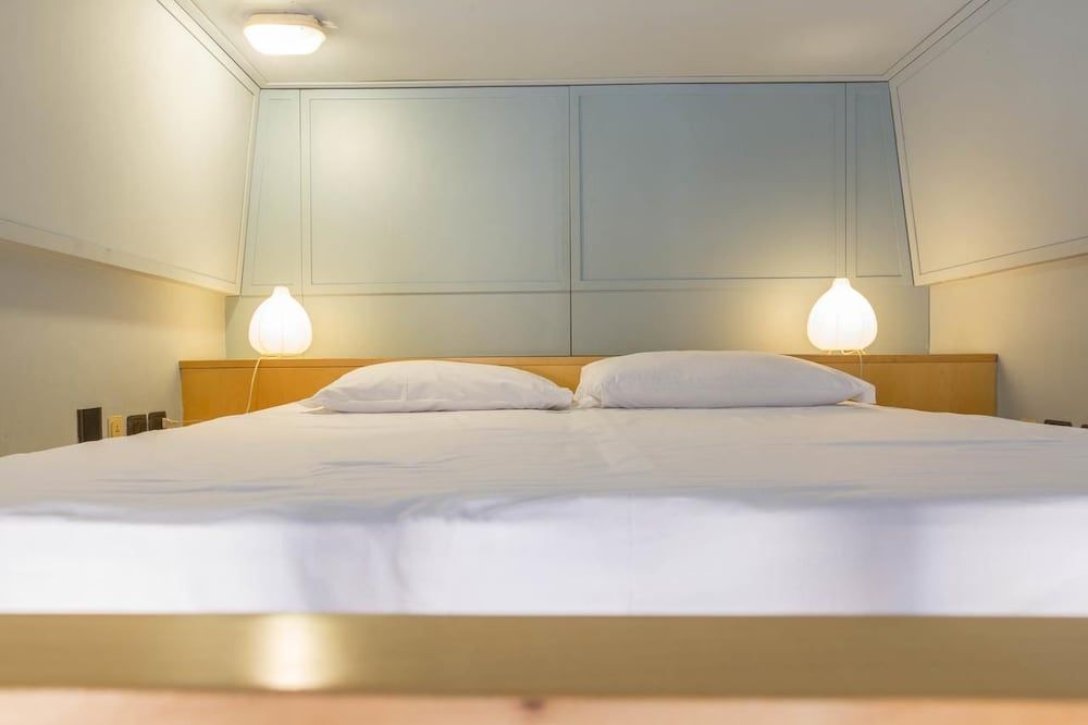 undefined Friendly Domus al Colosseo 5