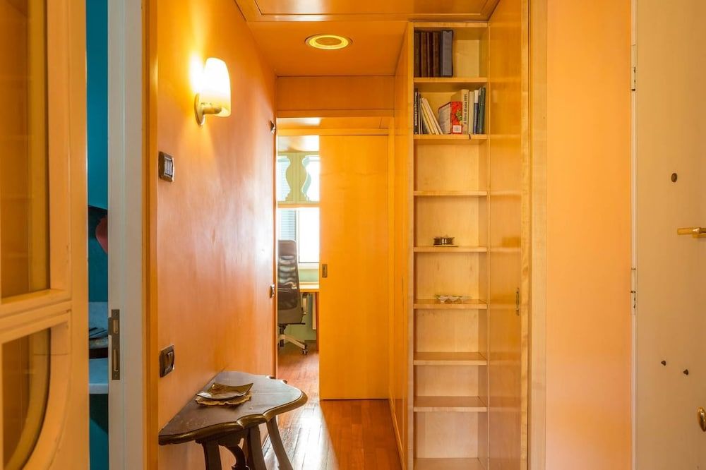 undefined Friendly Domus al Colosseo 10