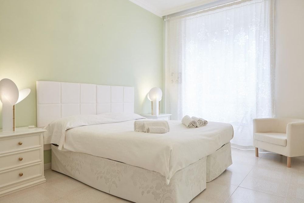 undefined Flaminio & Popolo Large Apartment