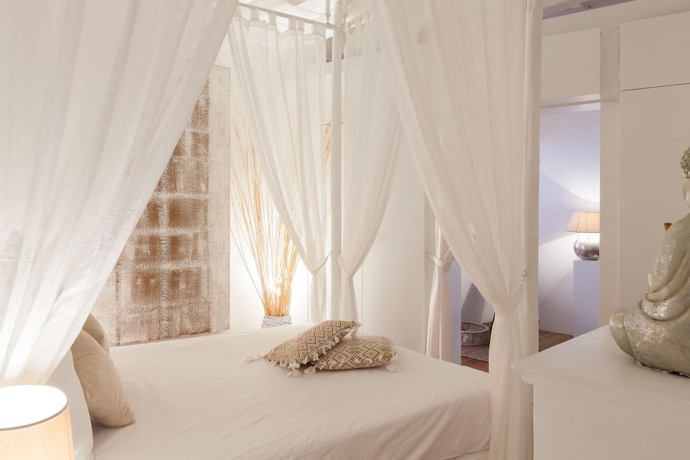 undefined Sweet Navona 8