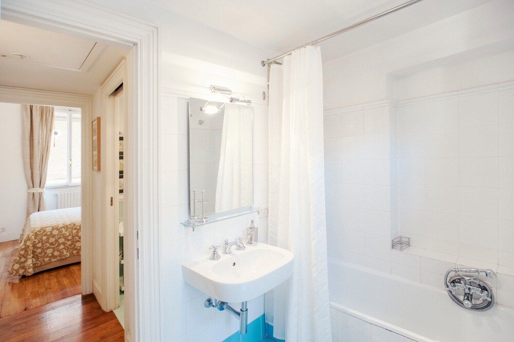 Croce - WR Apartments Apartment, 2 Bedrooms 13