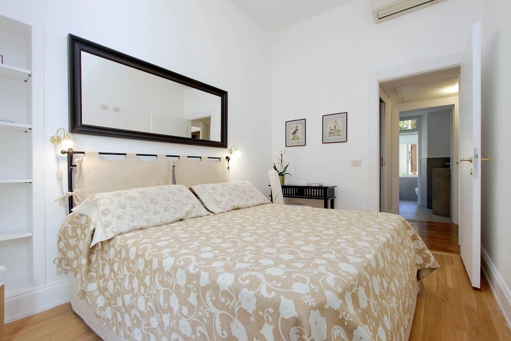 undefined Croce - WR Apartments 9