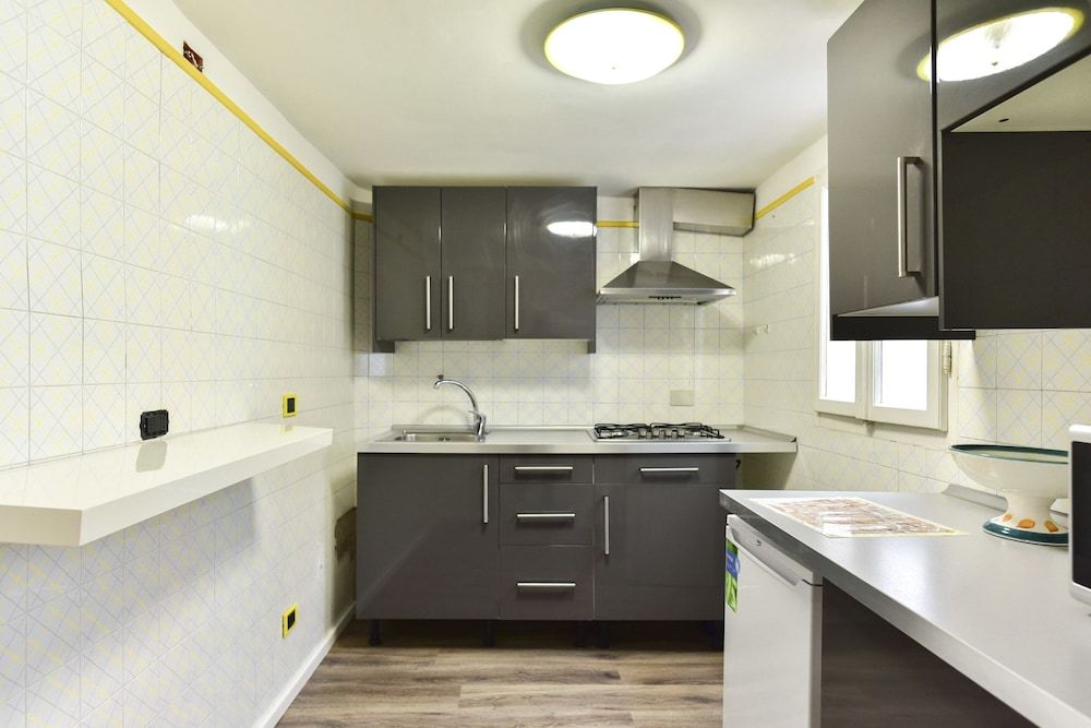 Pantheon View from Terrace Apartment Apartment, 2 Bedrooms 11