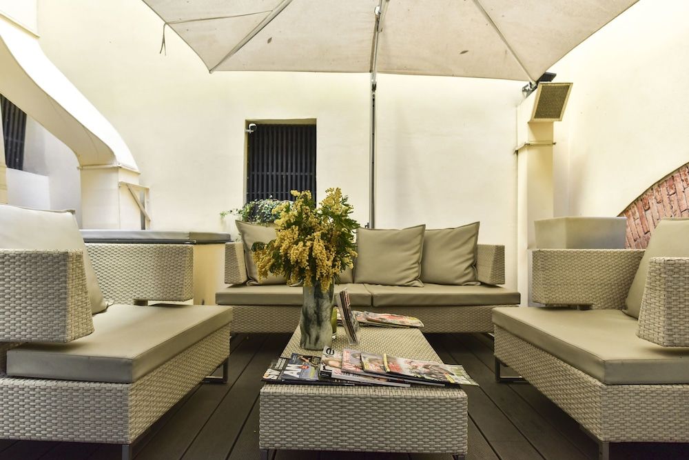 Pantheon View from Terrace Apartment Apartment, 2 Bedrooms 15