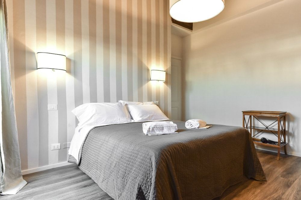 Pantheon View from Terrace Apartment Apartment, 2 Bedrooms 2