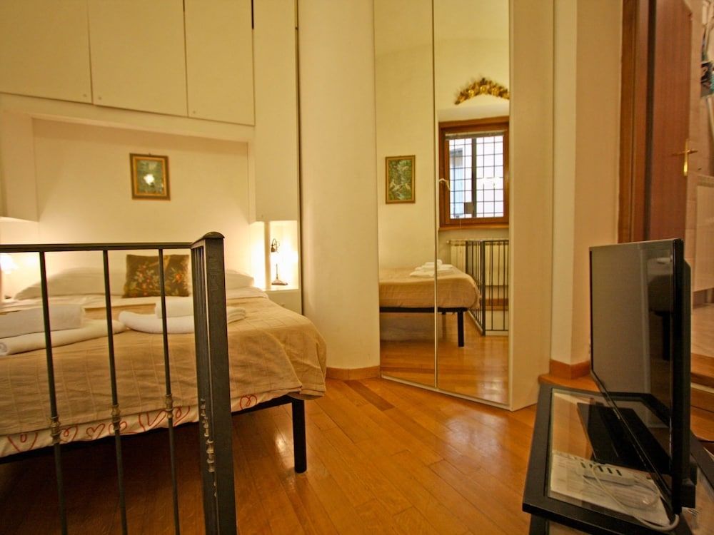 undefined Travel & Stay - Pianellari 5