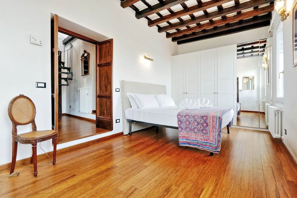 undefined Garibaldi 2 - WR Apartments 3