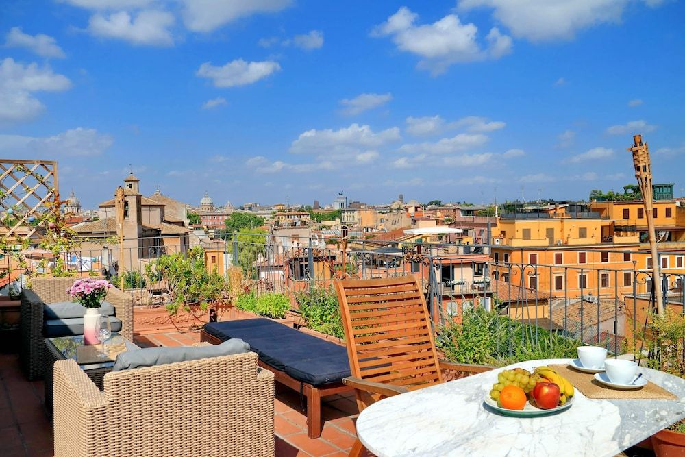 Garibaldi 2 - WR Apartments Apartment, 2 Bedrooms 22