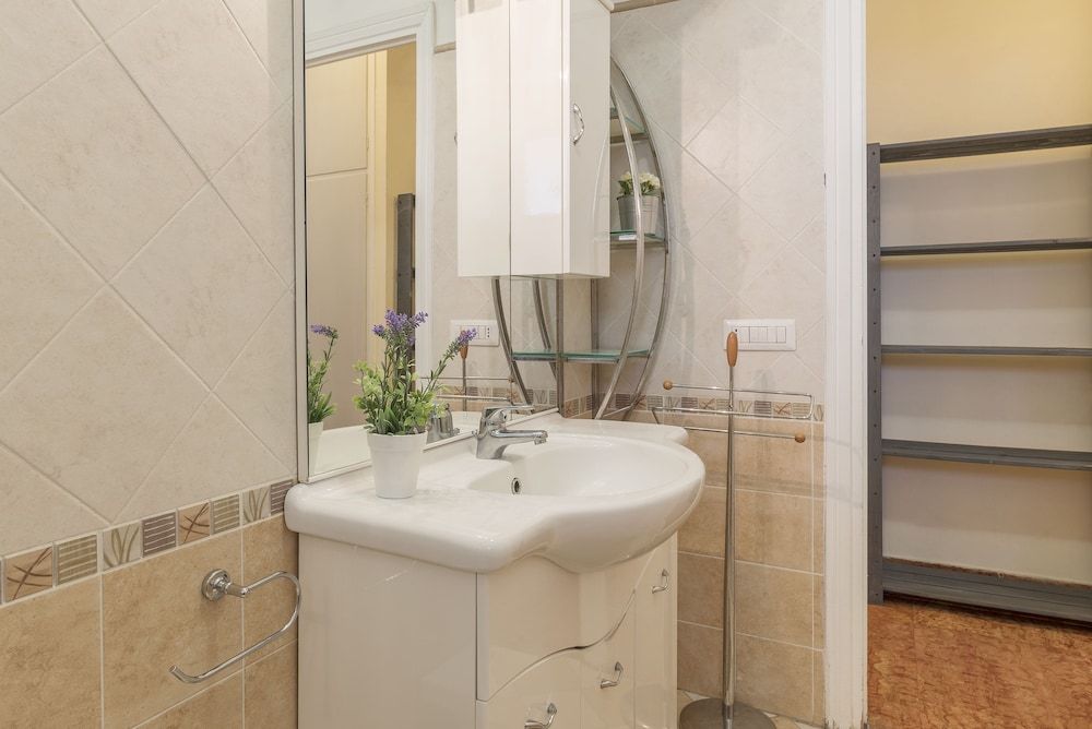 undefined Vatican City - Lovely Studio 9