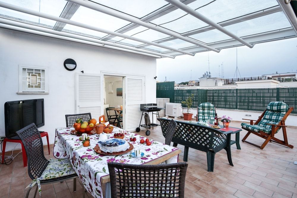 Enjoy the Sunset on Your Vatican Terrace Apartment, 2 Bedrooms 27