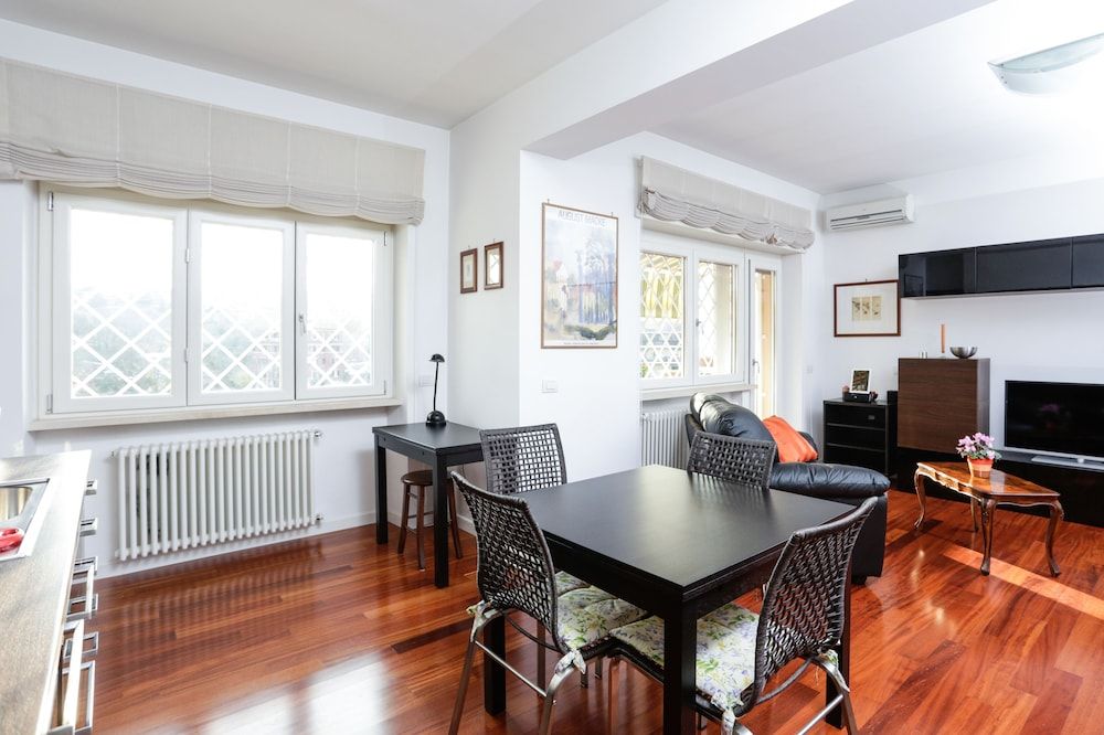 Enjoy the Sunset on Your Vatican Terrace Apartment, 2 Bedrooms 12