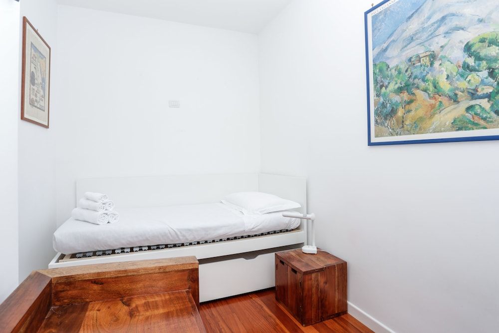 undefined Enjoy the Sunset on Your Vatican Terrace 5