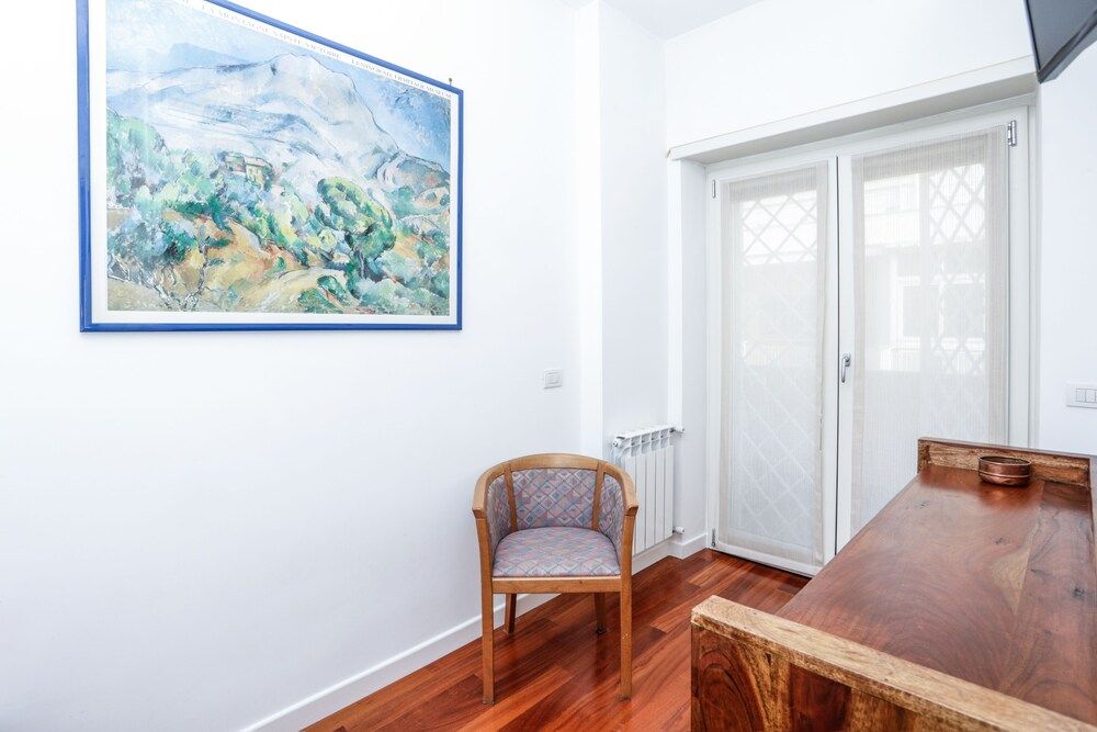 Enjoy the Sunset on Your Vatican Terrace Apartment, 2 Bedrooms 36