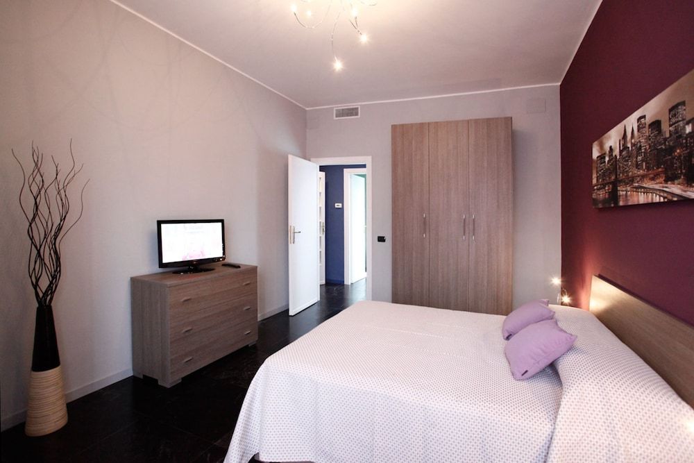 undefined Wonder Vatican Flat 9