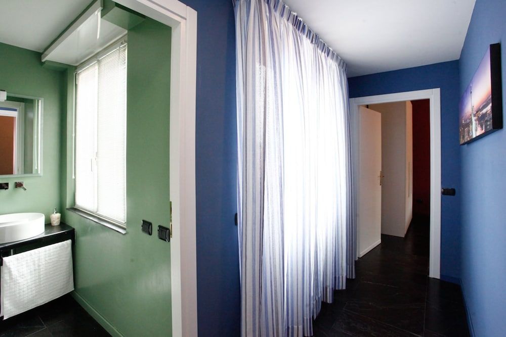 undefined Wonder Vatican Flat 6