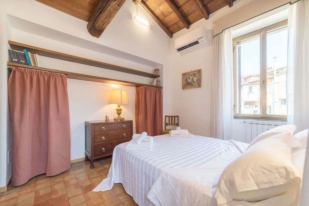 Trevi's Roof Terraces Traditional Apartment, 2 Bedrooms 12