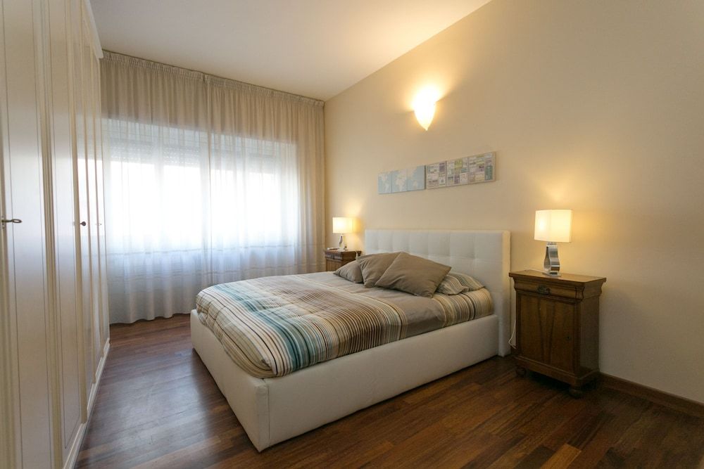 undefined Wonder Colosseum Delight 6