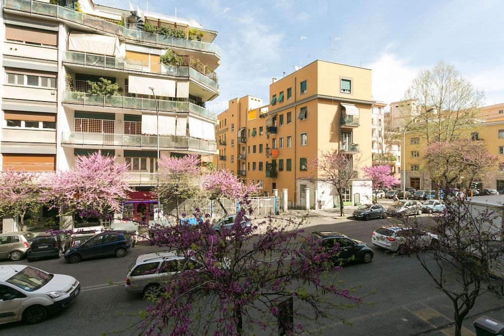 undefined Wonder Colosseum Delight 2