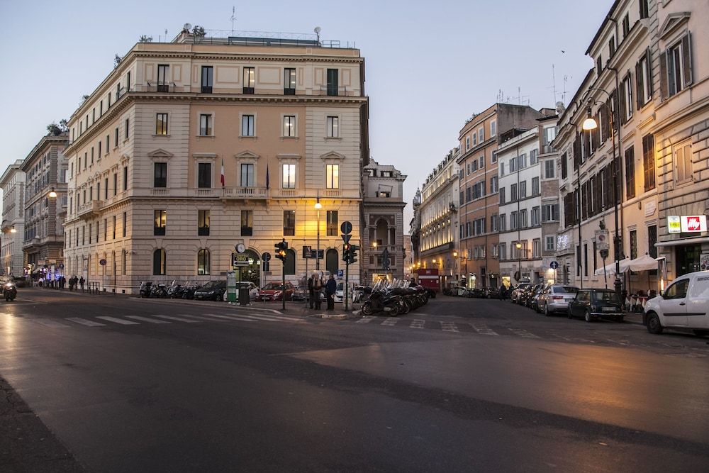 undefined Wonder Tower Top of Rome 3