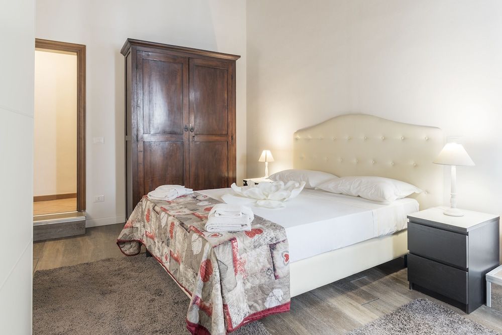 undefined Pantheon Charming Apartment 2