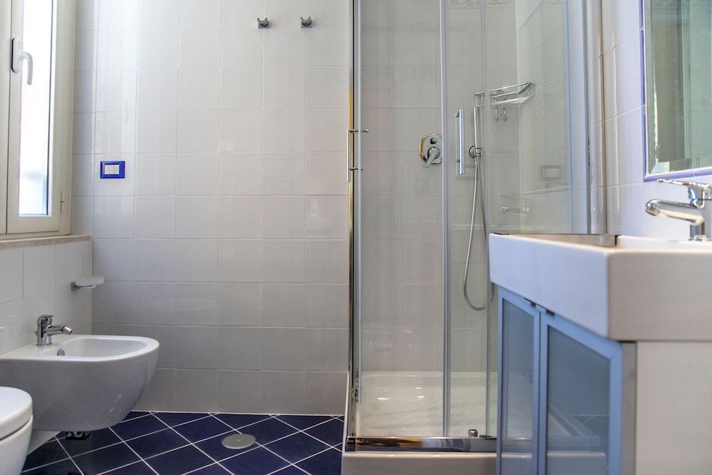 Wonder Vibrant Area Family Apartment, 4 Bedrooms 16