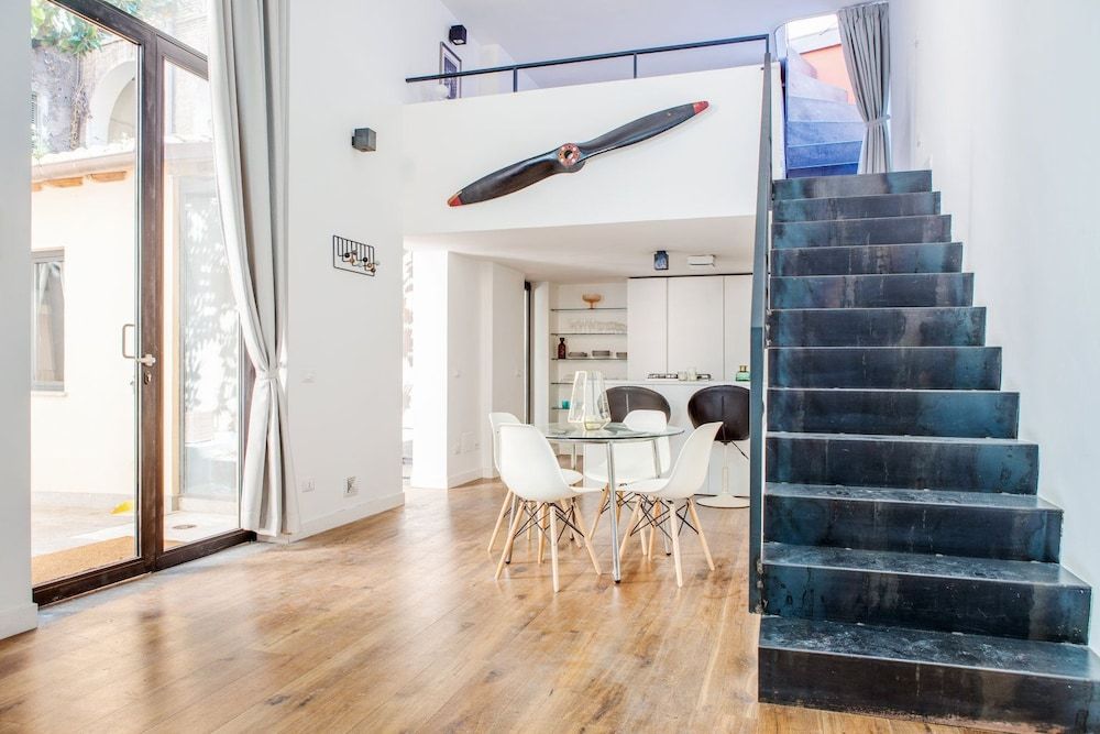 undefined Via della Scala Apartment 6