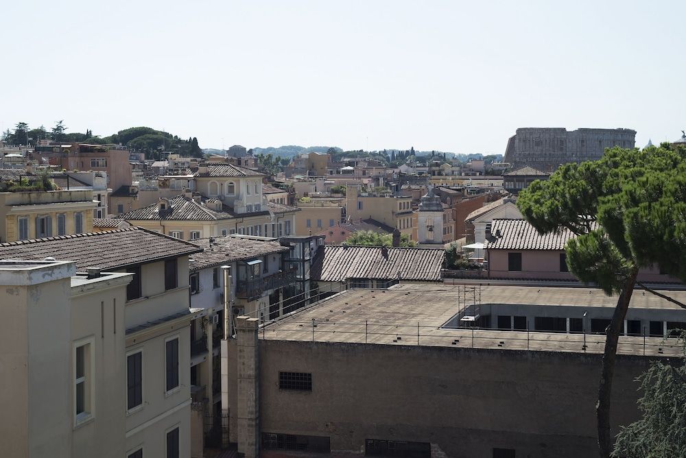 Colosseo & Colle Oppio Charming Apartment Apartment, 3 Bedrooms 31