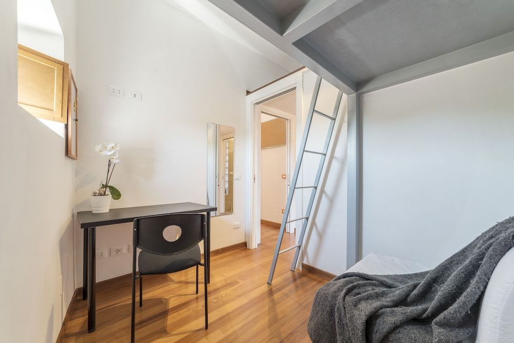 Colosseo & Colle Oppio Charming Apartment Apartment, 3 Bedrooms 27