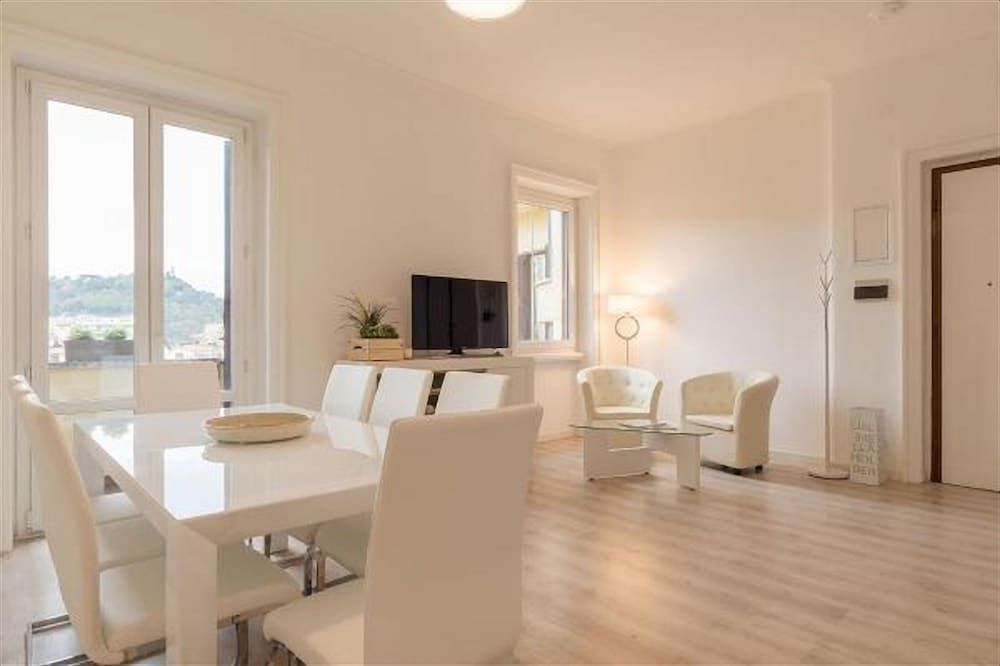 undefined San Pietro Roomy Flat 10
