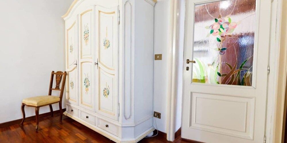 undefined Spanish Step Suite 10