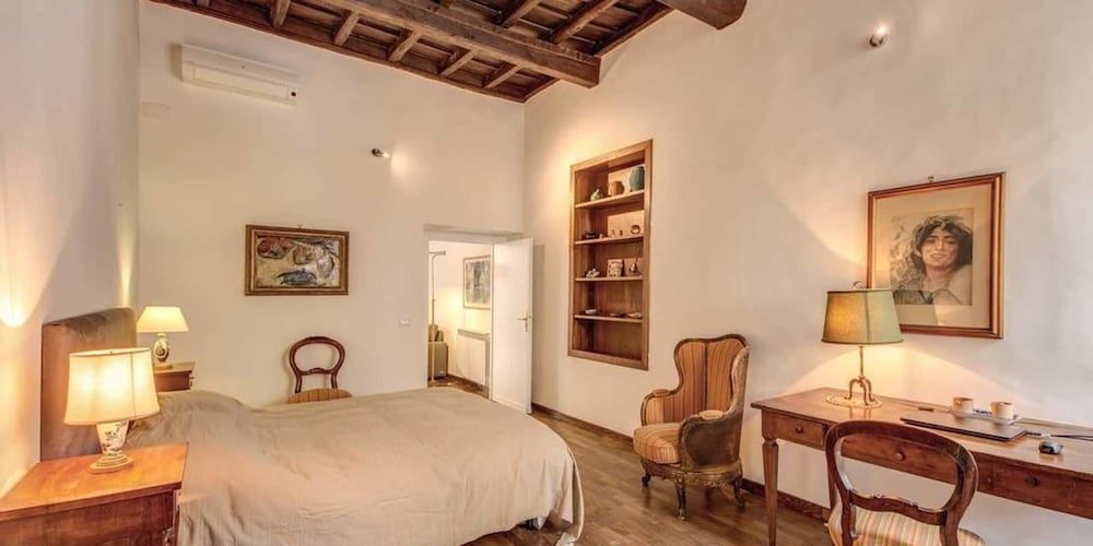 undefined Passetto at Borgo Pio 3