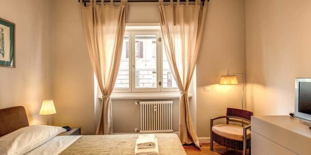 The Dome 3 bedroom apartment Apartment, 3 Bedrooms 15