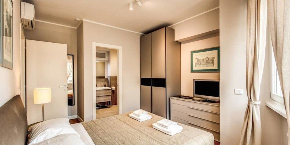 The Dome 3 bedroom apartment Apartment, 3 Bedrooms 16