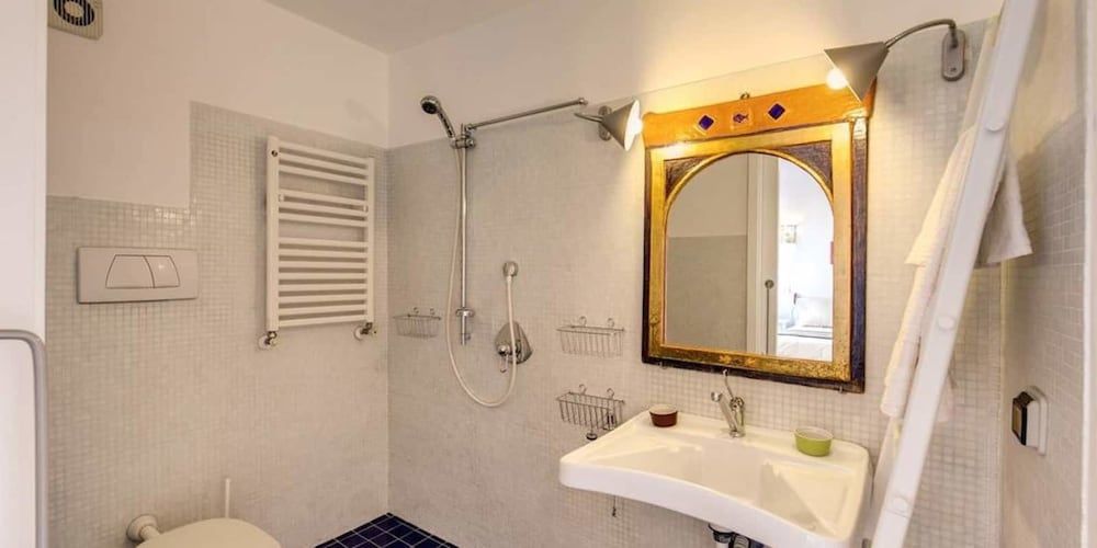 Colosseo view Suite Panoramic Apartment, 1 Bedroom 10