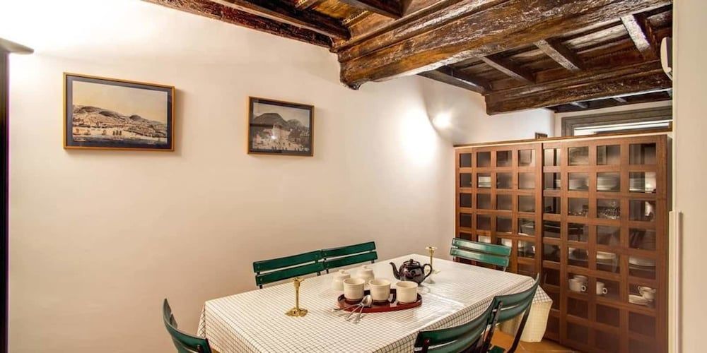 undefined Cartari Elegant Suite Piazza Navona 8